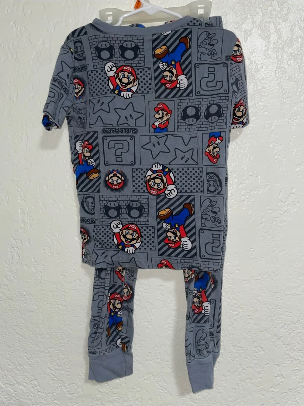 Super Mario Gray Kids Pajama Set - Short Sleeve Top & Pants